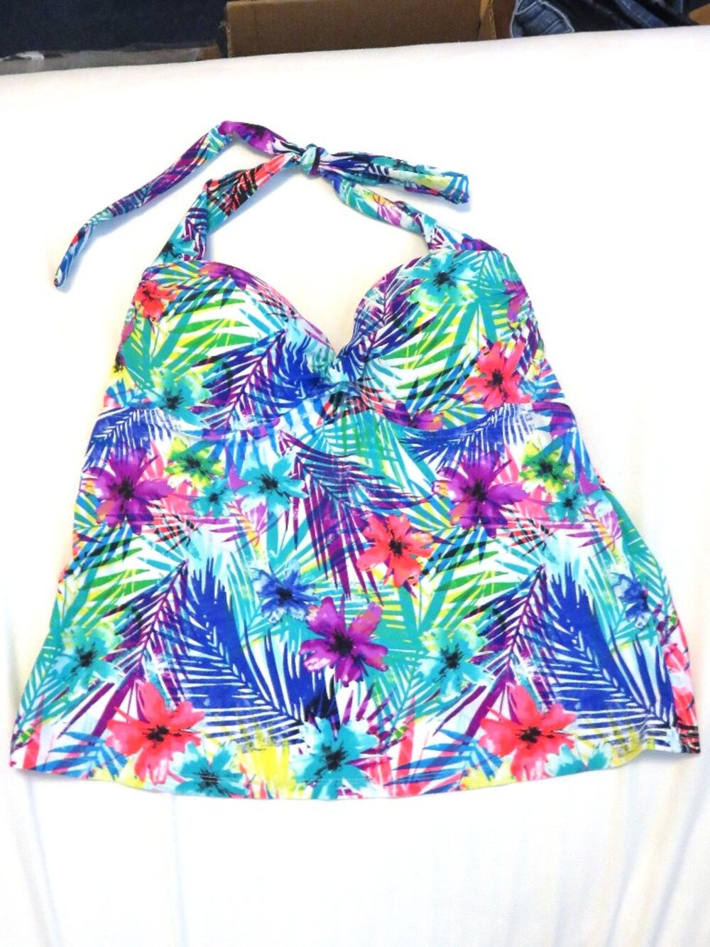 Catalina Halter Tankini Swimsuit Top Women's Size L 12-14 blue aqua multi floral